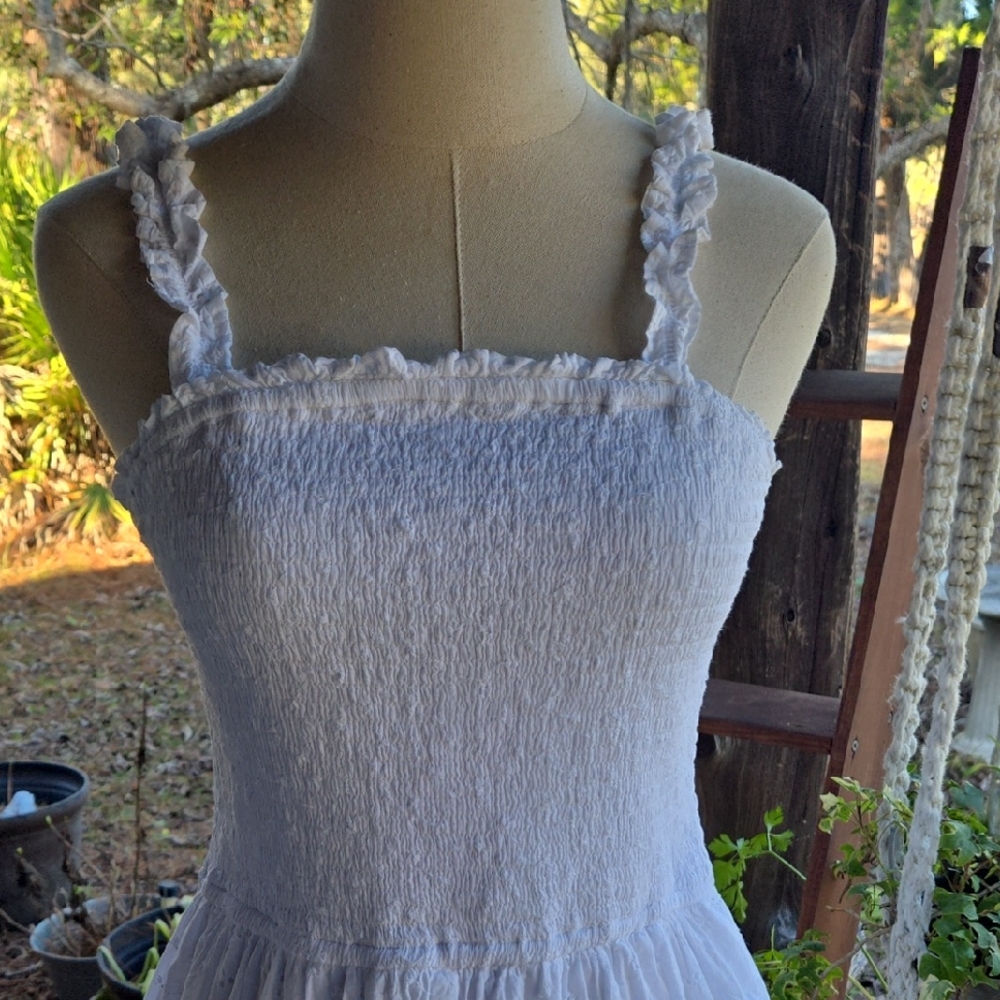 Jessica Simpson White Eyelet Smocked Bodice Jumpsuit Size Extra Large - Picture 3 of 12